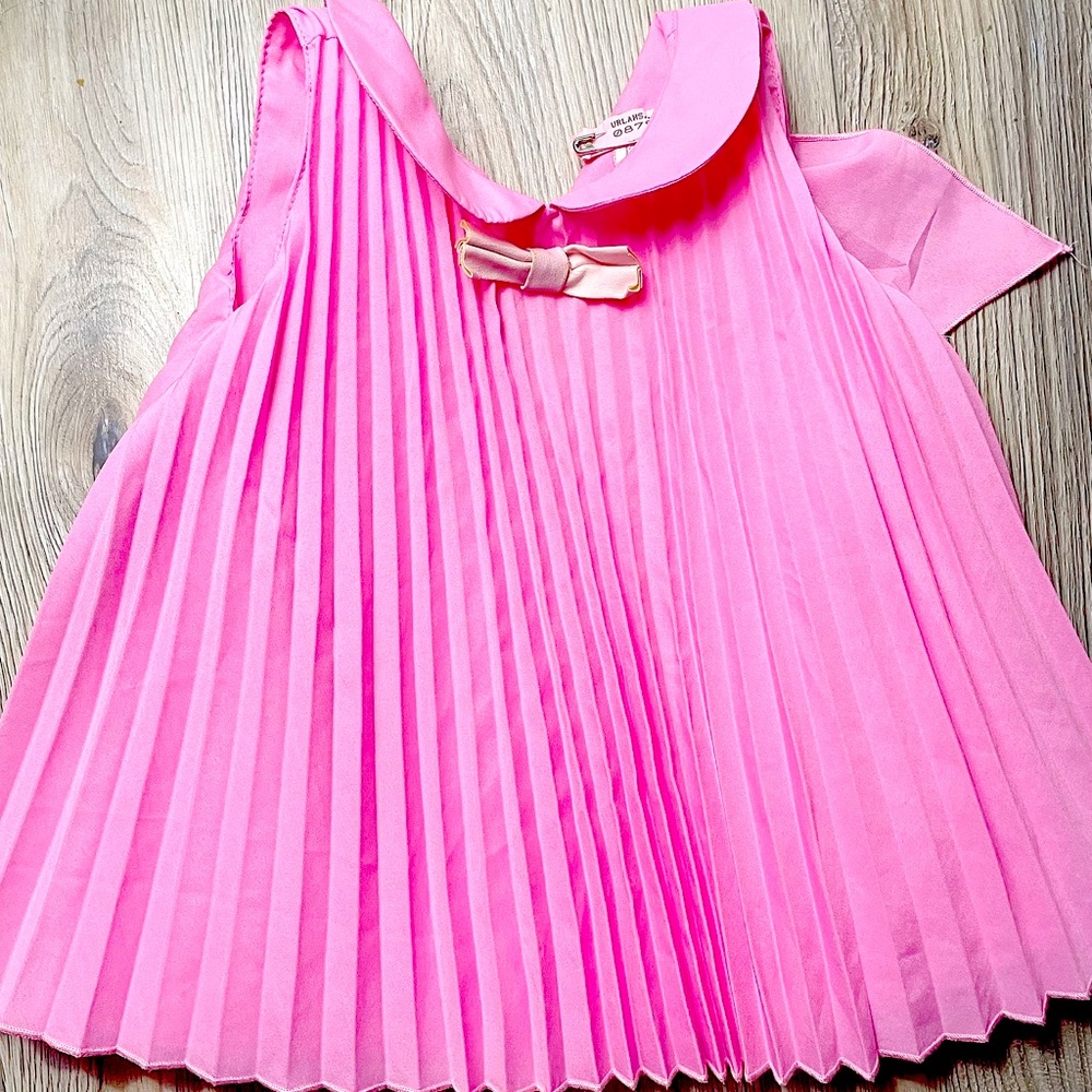 Beautiful & Chic ZOE LTD pink pleated baby girls dress!!!